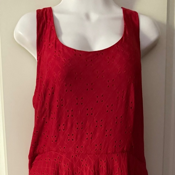 HUTCH Dress - Picture 1 of 7